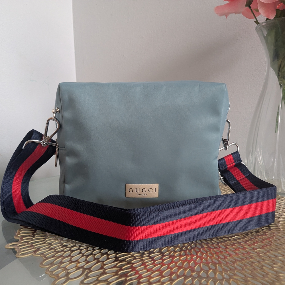 Gucci Gray Crossbody Bag - Picture 3 of 9